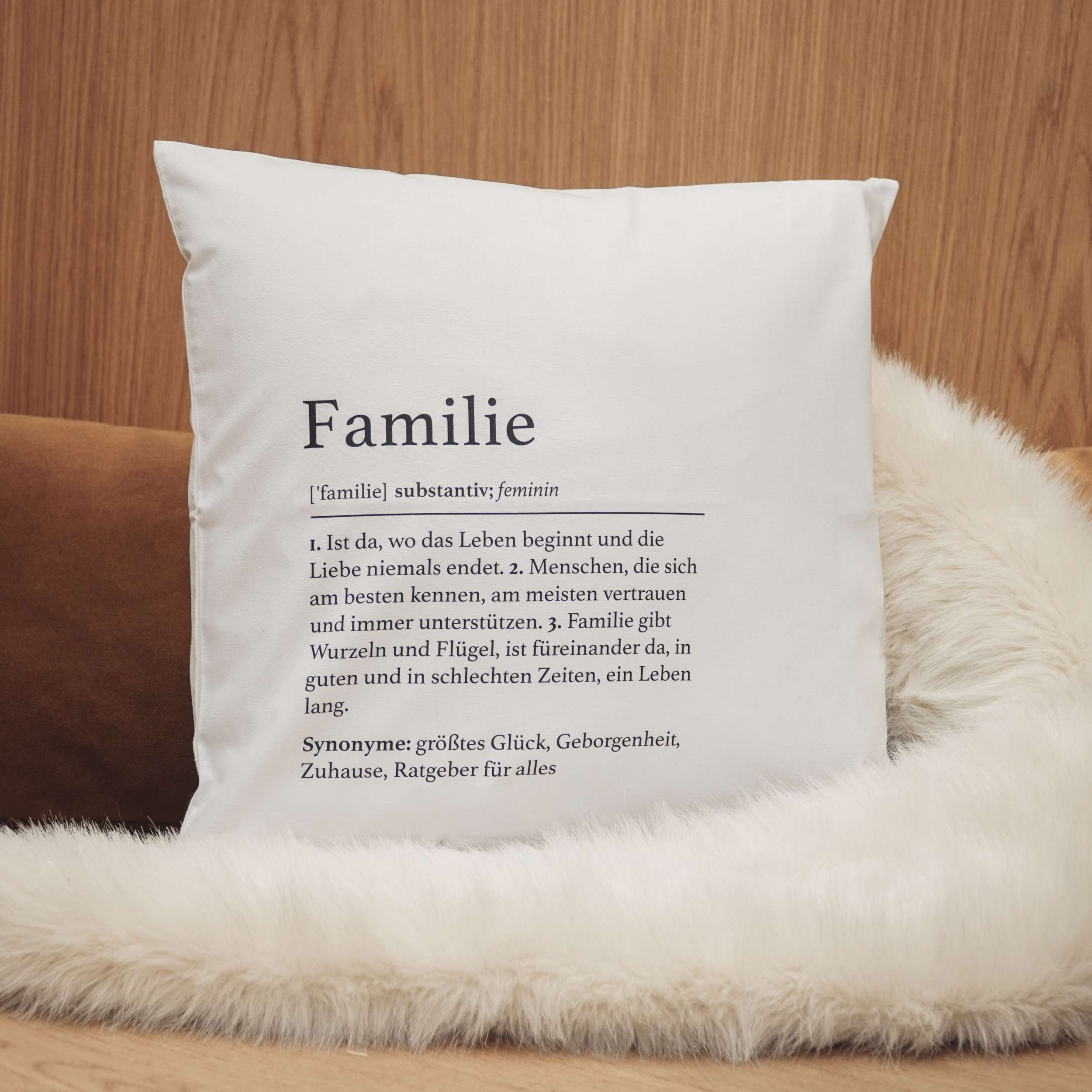 Unsere kuscheligen, personalisierbaren Kissen sind nicht nur großartige Geschenke, sondern auch die perfekte Art, dem Zuhause eine persönliche Note zu verleihen.