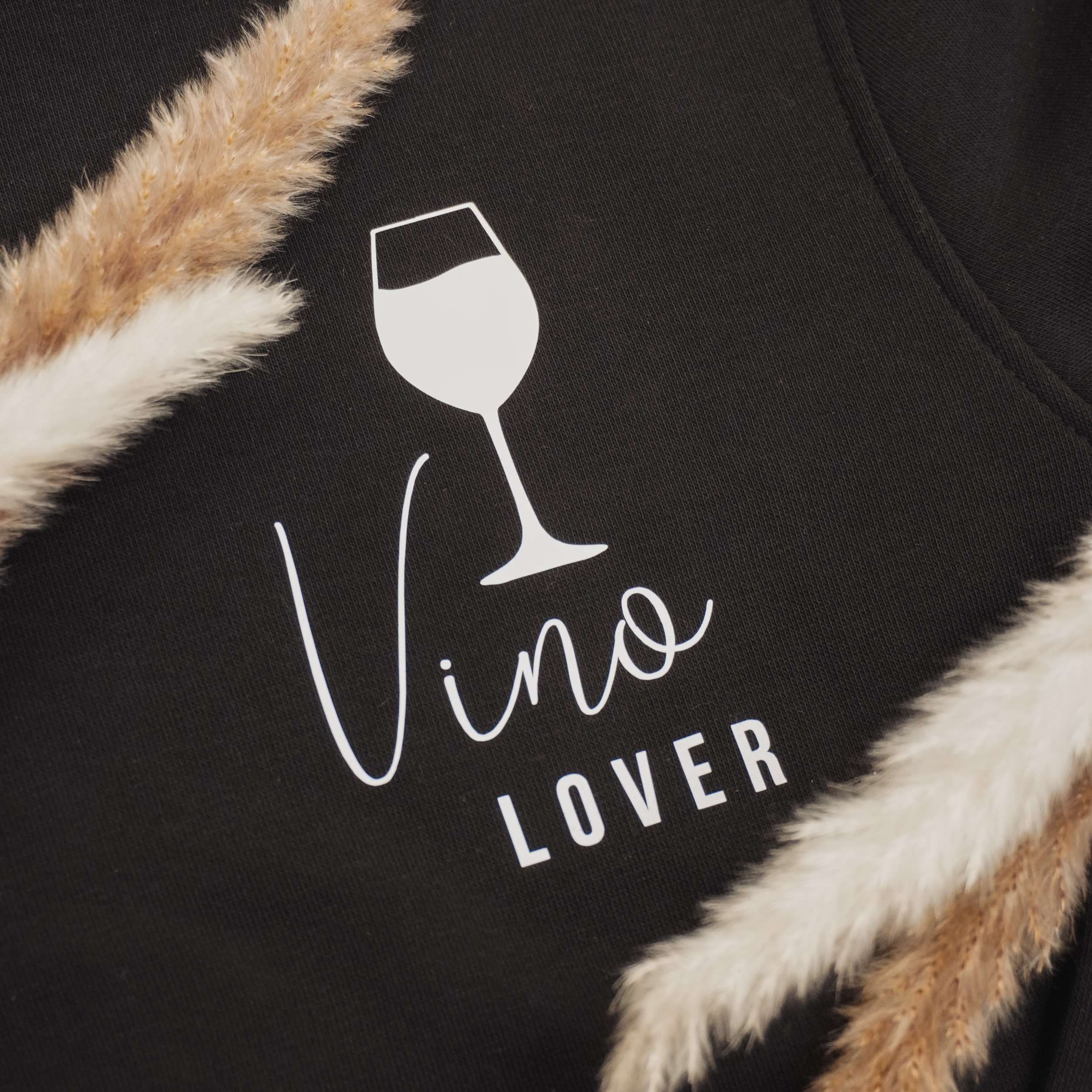 Vino Lover - dieser Hoodie lässt des Herz von jedem Weinliebhaber höher schlagen!